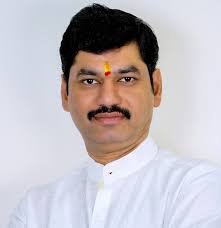 Dhananjay Munde case compared to the ancient Takshak story in politics